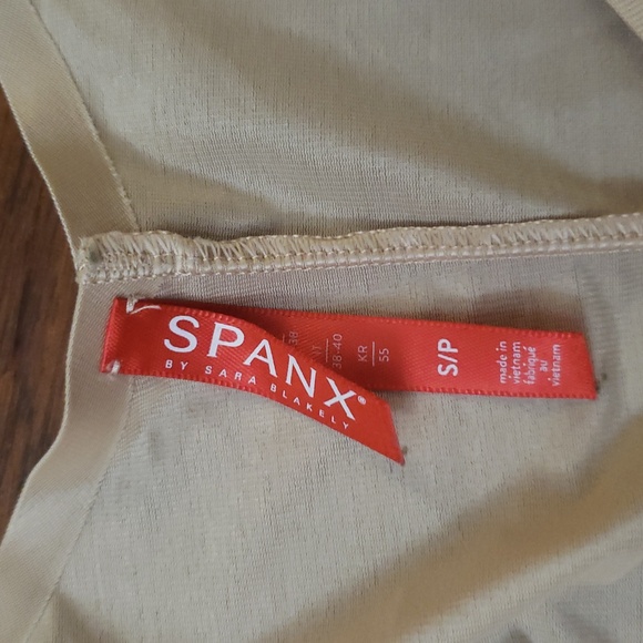 SPANX Nude Sculpt Chic Feminine Party One piece Shapewear Size Small - Picture 2 of 5